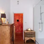 بيت ضيافة Boutique Verne Dreams 4*