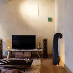 بيت ضيافة Boutique Verne Dreams 4*